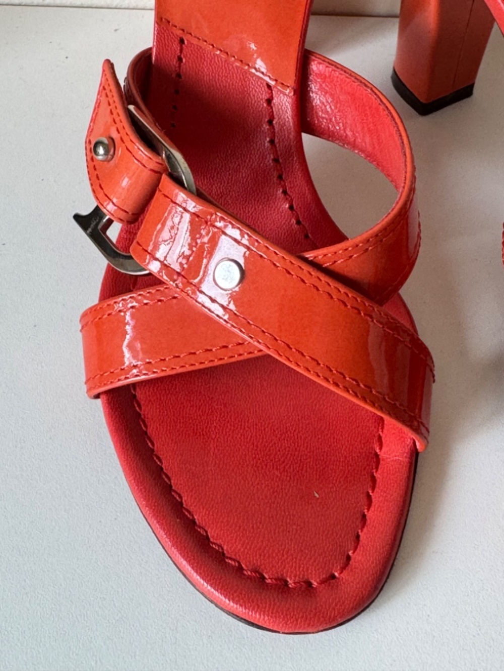 Christian Dior Orange Patent Leather Sandals Mules Sandals Size 36.5 Made Italy - Picture 12 of 16